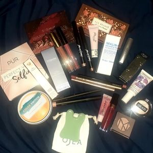 High end 💯% AUTHENTIC Makeup!!